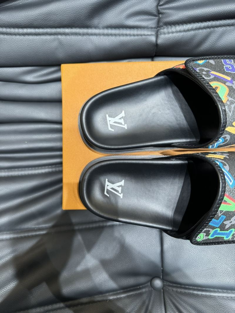 Louis Vuitton Slippers